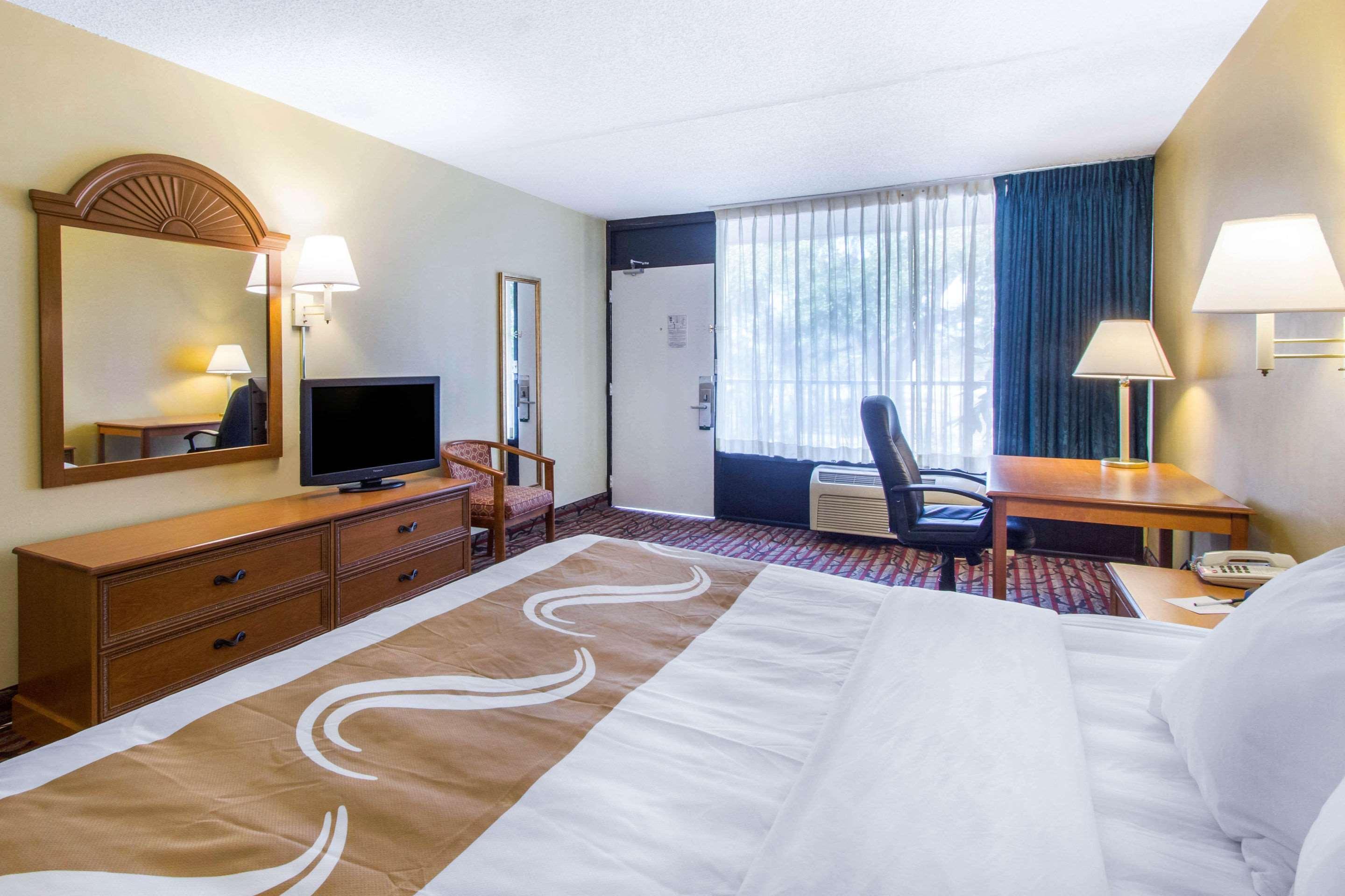 Rodeway Inn Central Clearwater Beach ภายนอก รูปภาพ