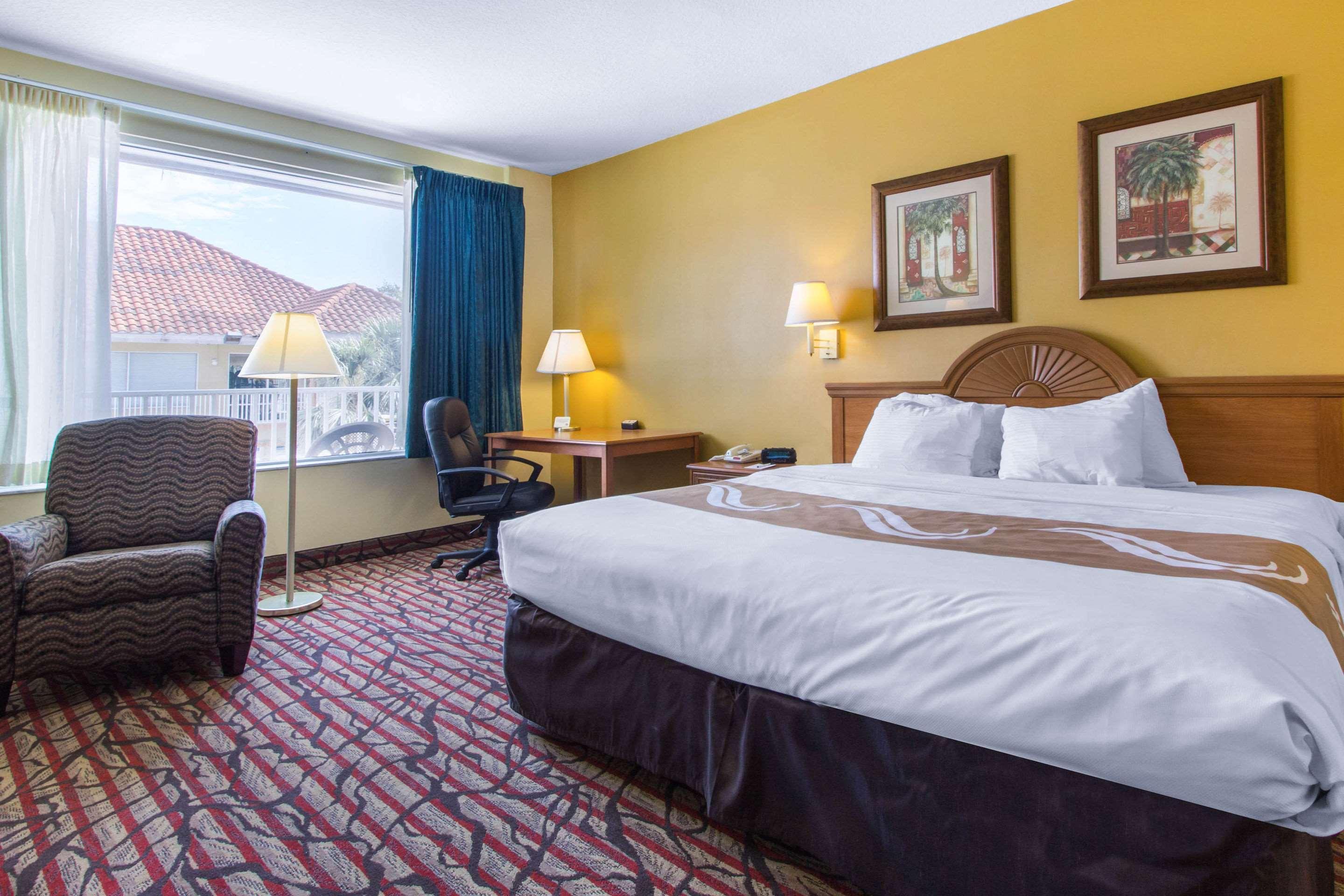 Rodeway Inn Central Clearwater Beach ภายนอก รูปภาพ